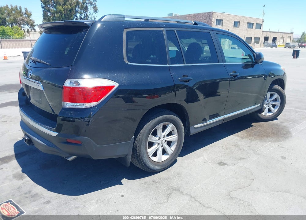 2012 TOYOTA HIGHLANDER VIN: 5TDZK3EH5CS073108