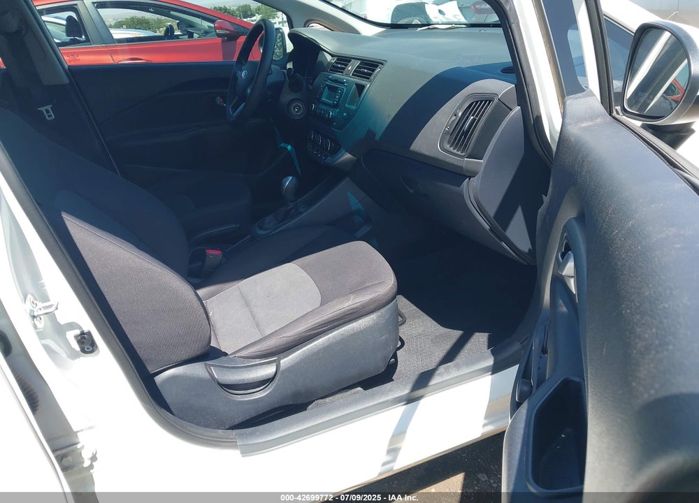 2015 KIA RIO VIN: KNADM5A3XF6509804