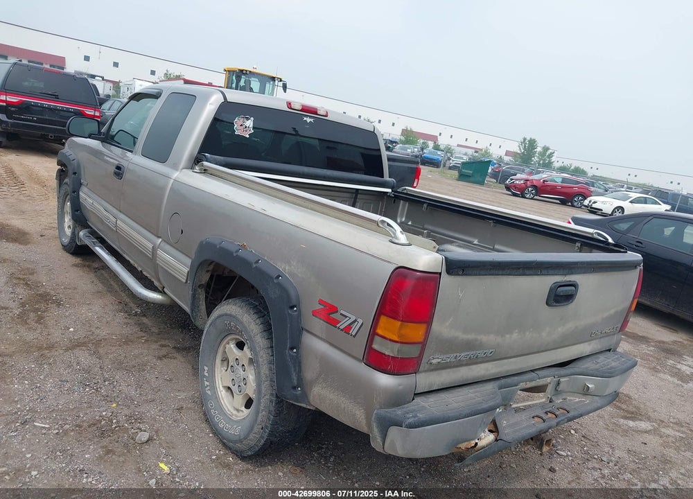 2000 CHEVROLET SILVERADO 1500 LT VIN: 1GCEK19T1YE166657
