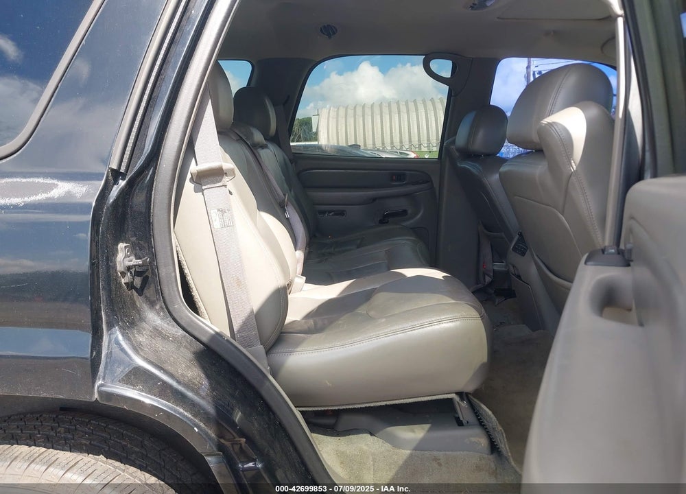 2004 GMC YUKON DENALI VIN: 1GKEK63U34J103810