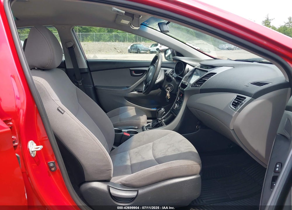 2014 HYUNDAI ELANTRA VIN: KMHDH4AE6EU182987