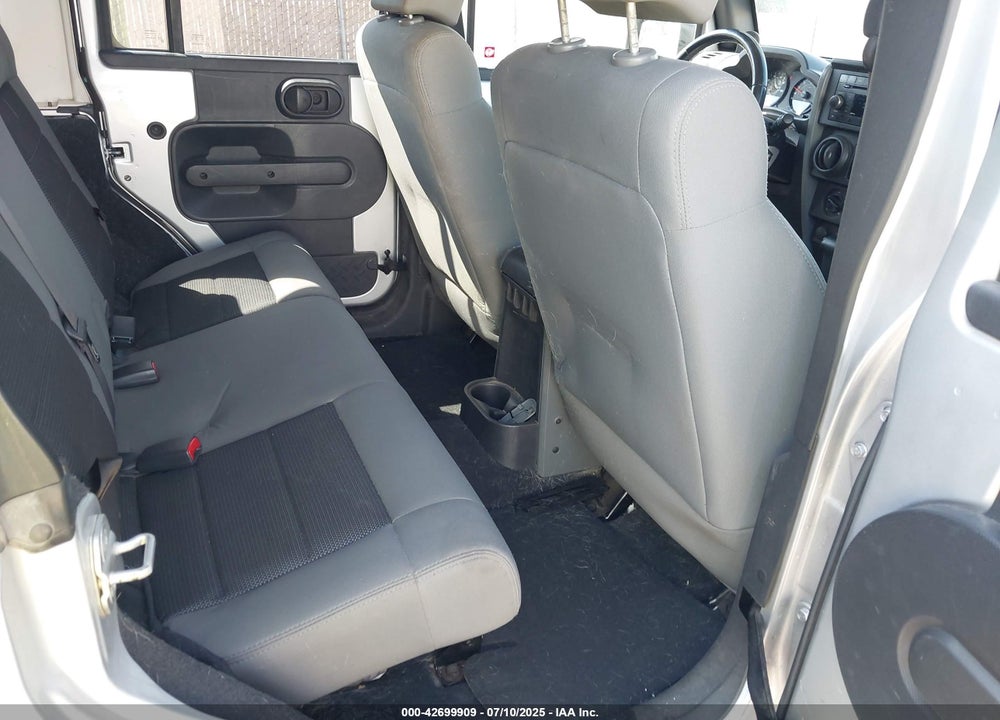 2008 JEEP WRANGLER / VIN: 1J4GA39168L592999