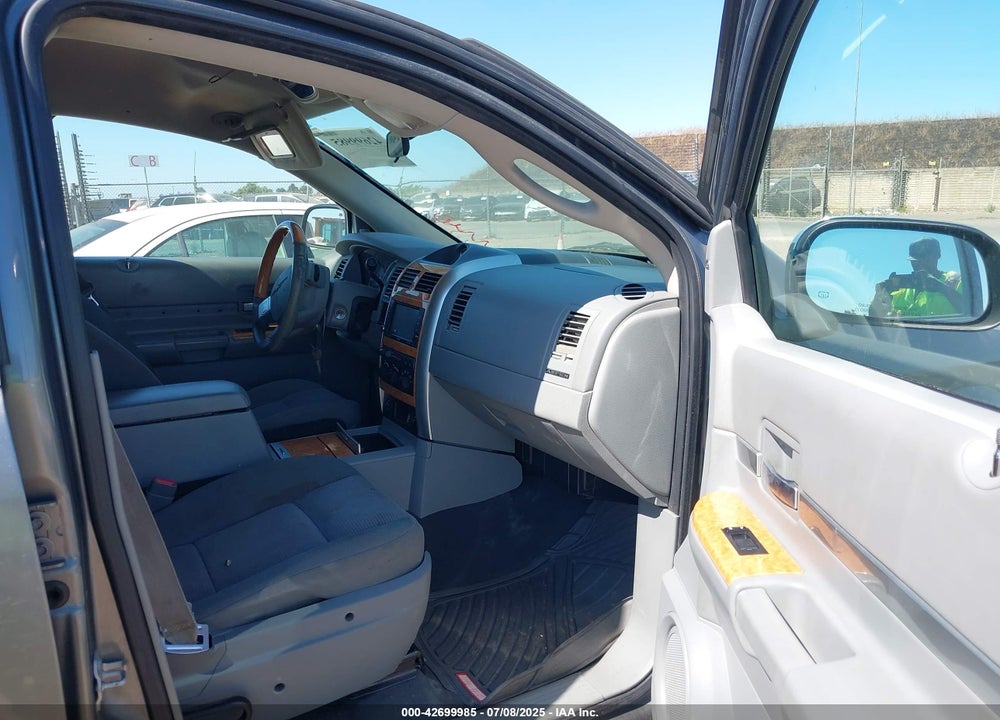2009 CHRYSLER ASPEN VIN: 1A8HW58P69F713262