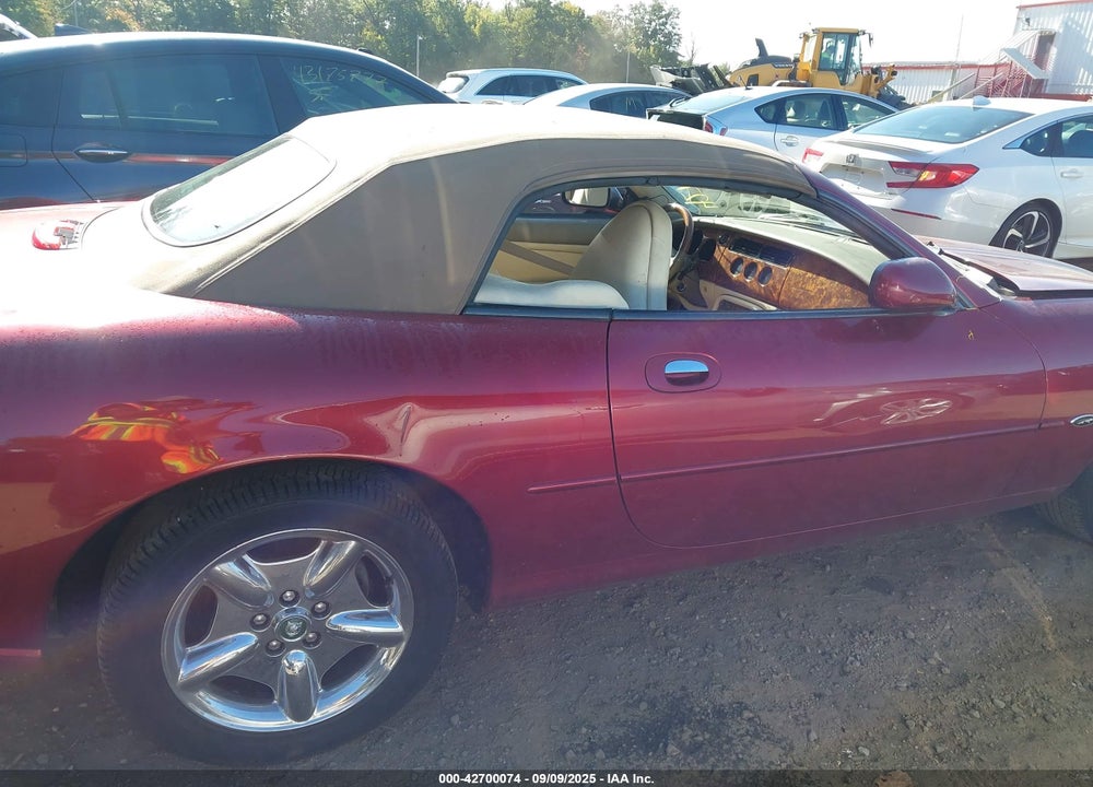 1997 JAGUAR XK8 VIN: SAJGX2748VC017666