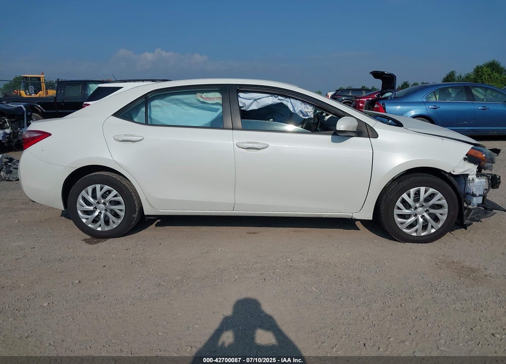 2018 TOYOTA COROLLA VIN: 5YFBURHE7JP788980