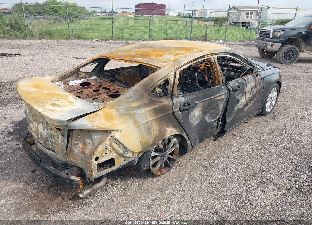 2019 FORD FUSION SE VIN: 3FA6P0HD4KR127663