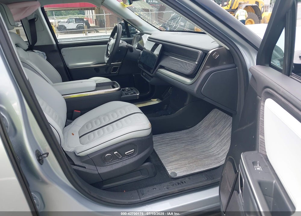 2023 RIVIAN R1S VIN: 7PDSGABAXPN018754