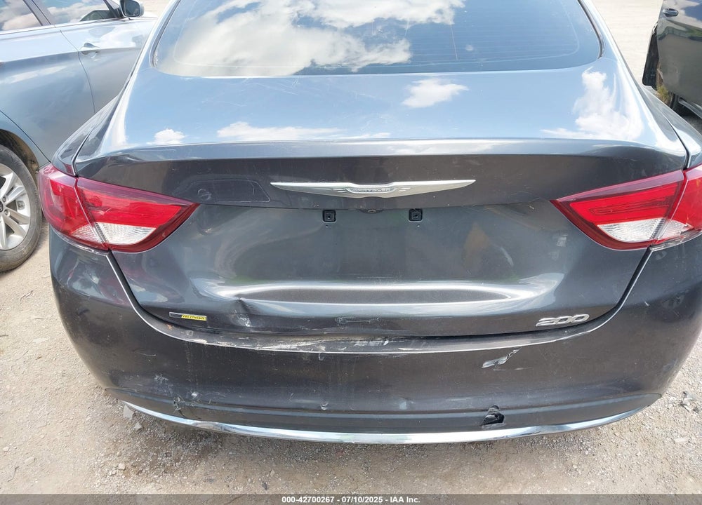 2016 CHRYSLER 200 VIN: 1C3CCCAB9GN136053