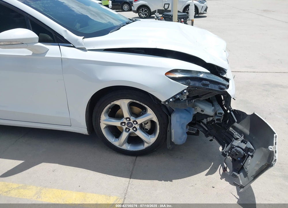 2016 FORD FUSION VIN: 3FA6P0H75GR155215