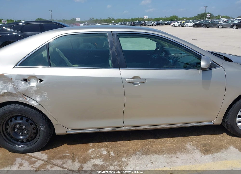 2014 TOYOTA CAMRY LE VIN: 4T1BF1FK6EU305651
