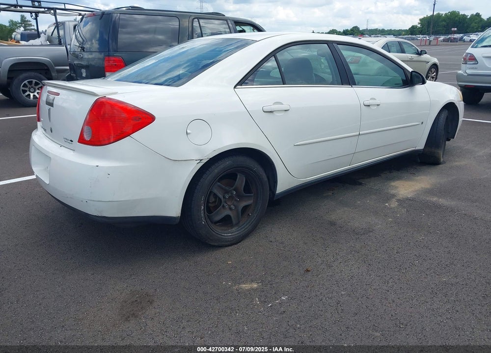 2008 PONTIAC G6 VIN: 1G2ZG57B584126824