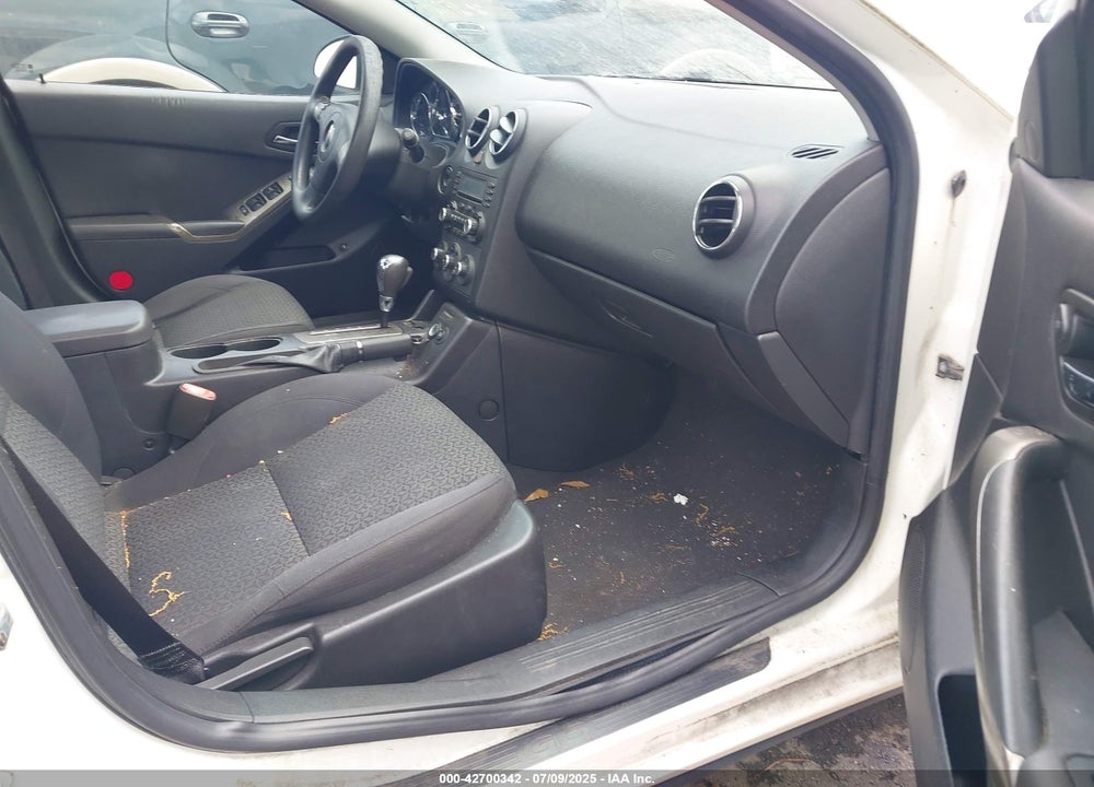 2008 PONTIAC G6 VIN: 1G2ZG57B584126824