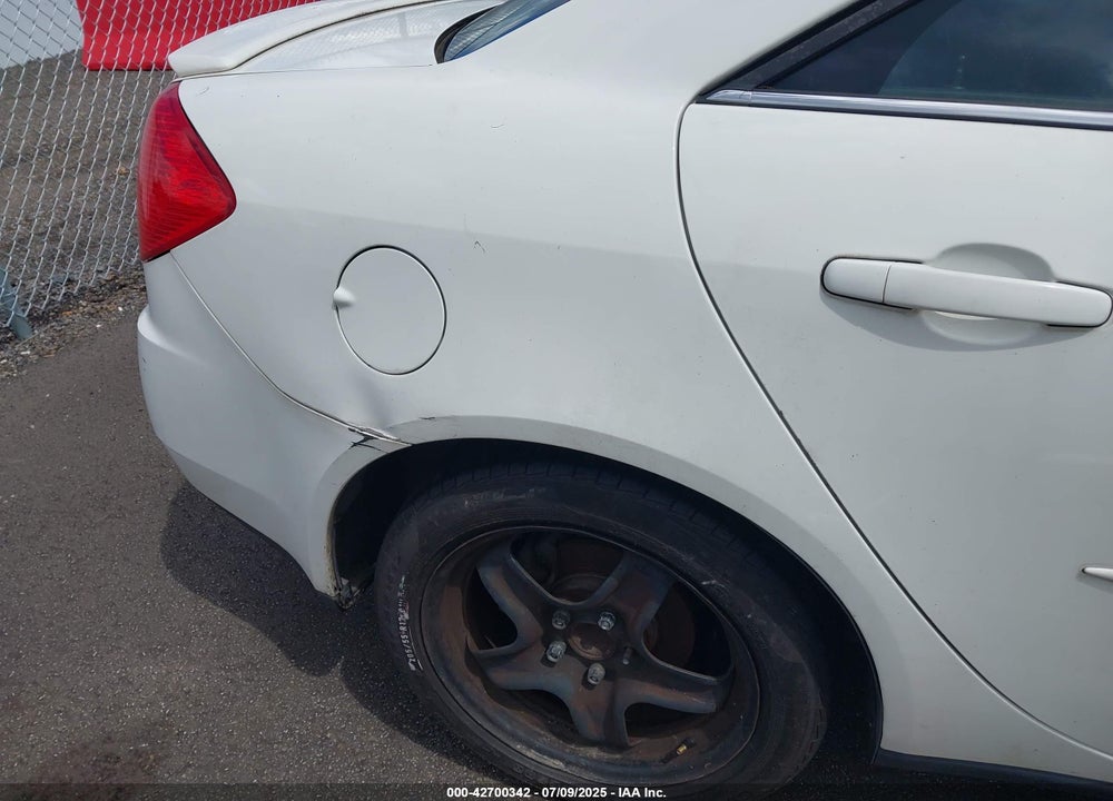 2008 PONTIAC G6 VIN: 1G2ZG57B584126824
