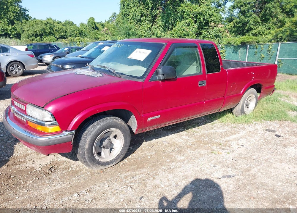 2003 CHEVROLET S-10 LS VIN: 1GCCS19X738211635