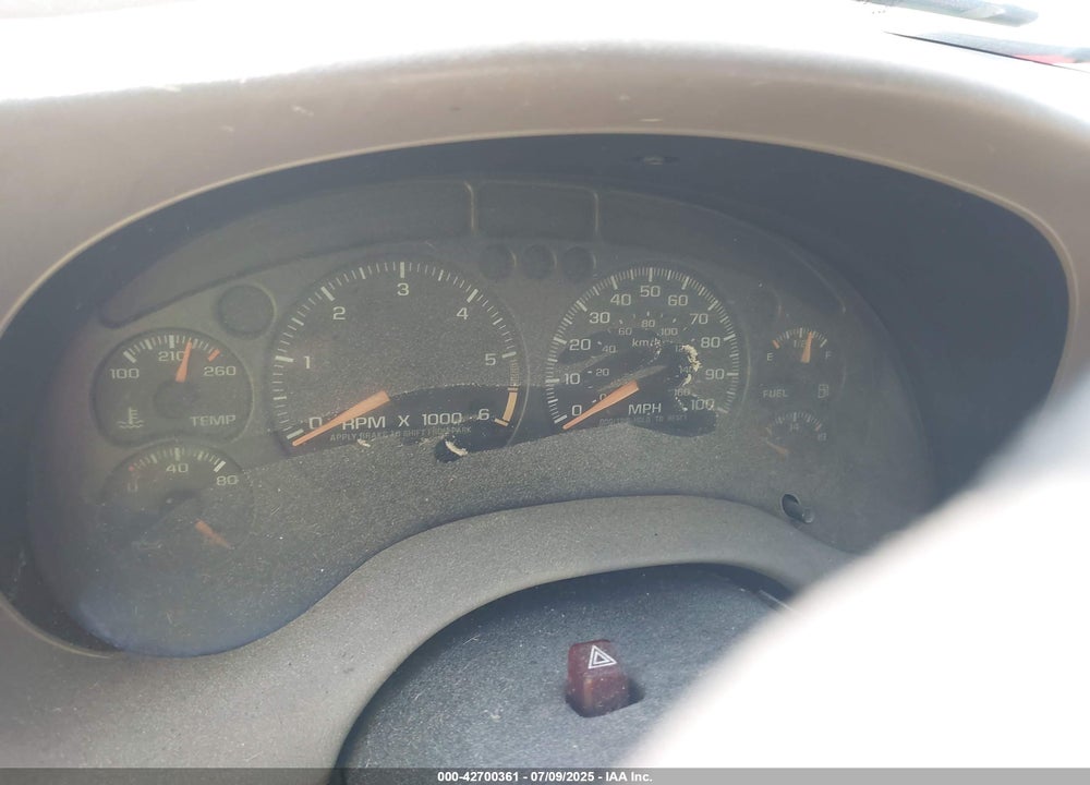 2003 CHEVROLET S-10 LS VIN: 1GCCS19X738211635