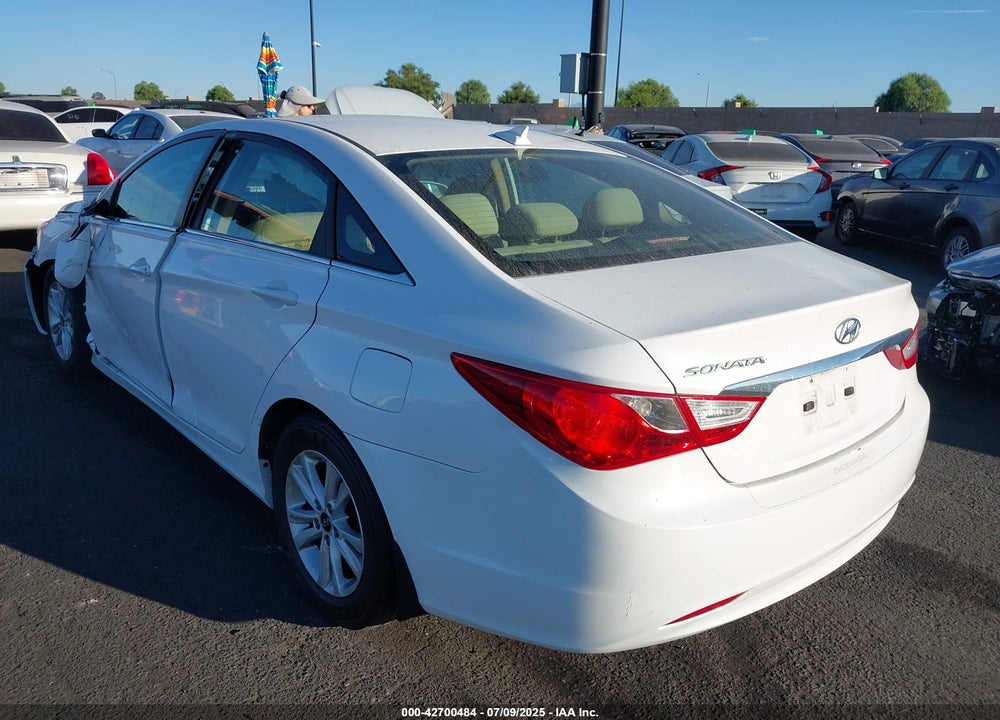 2013 HYUNDAI SONATA GLS VIN: 5NPEB4AC5DH617919