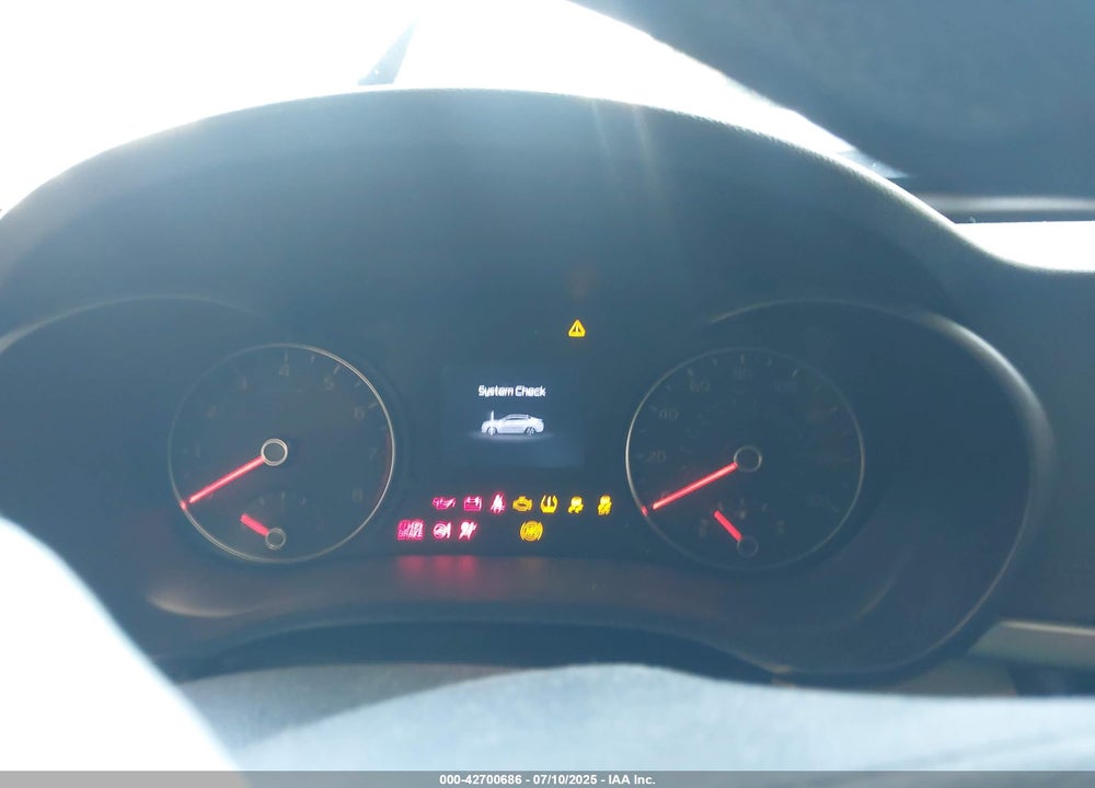 2017 KIA OPTIMA VIN: KNAGT4L3XH5179355