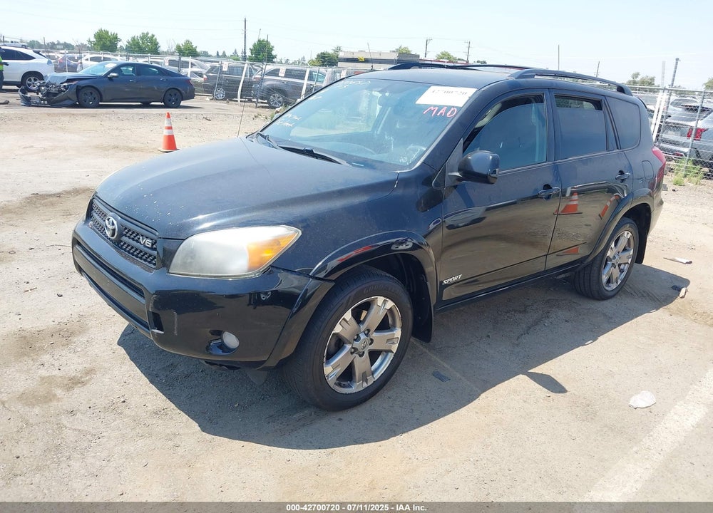 2008 TOYOTA RAV4 VIN: JTMBK32V085070657