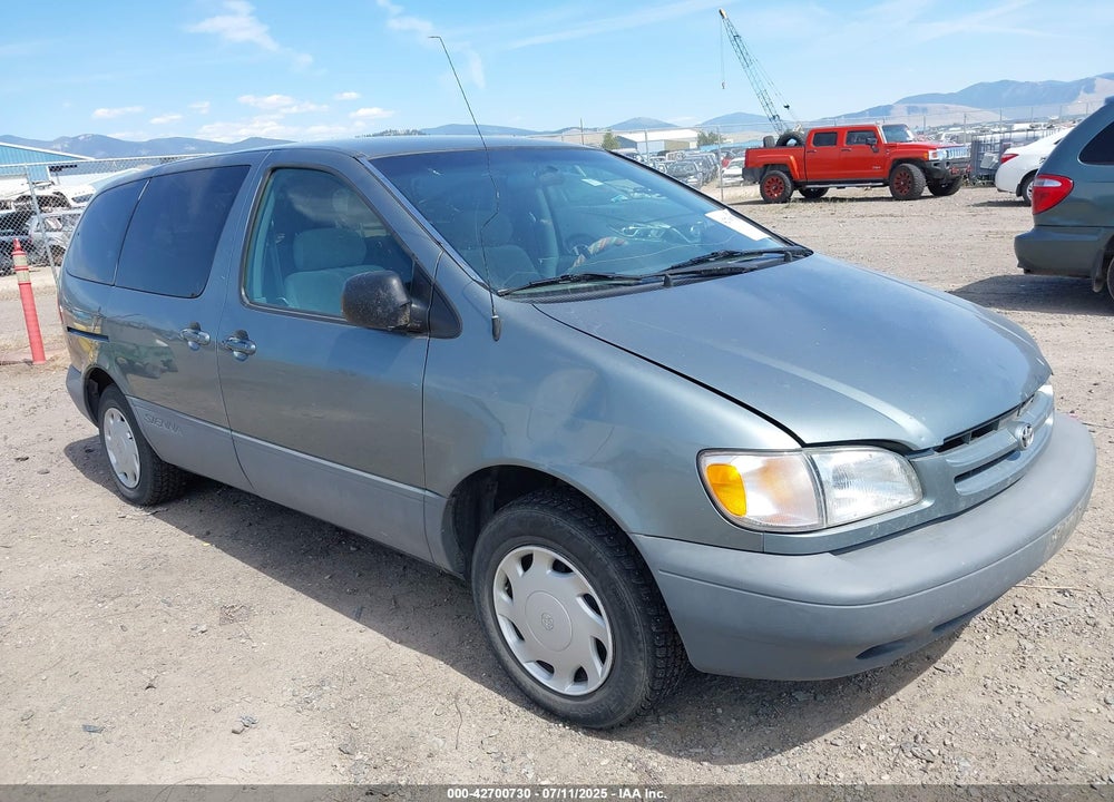2000 TOYOTA SIENNA CE VIN: 4T3ZF19C0YU210825