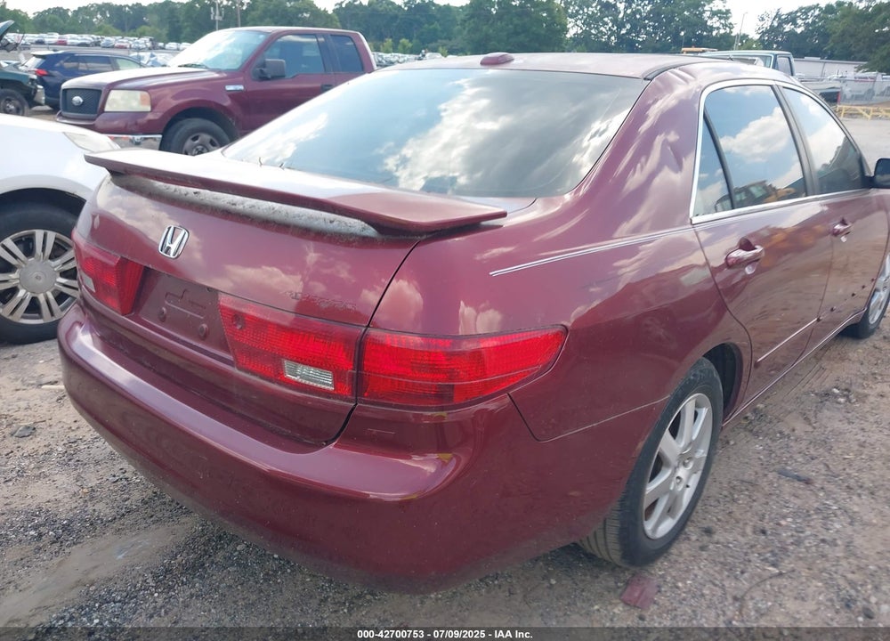 2005 HONDA ACCORD 3.0 EX VIN: 1HGCM66515A073095