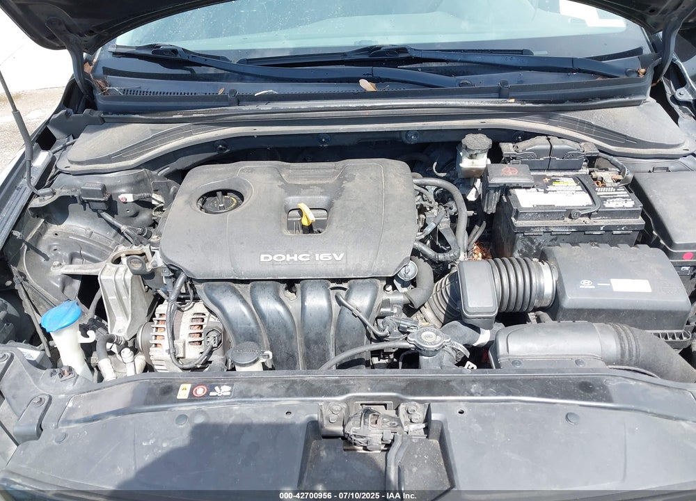 2017 HYUNDAI ELANTRA VIN: KMHD84LF9HU284567