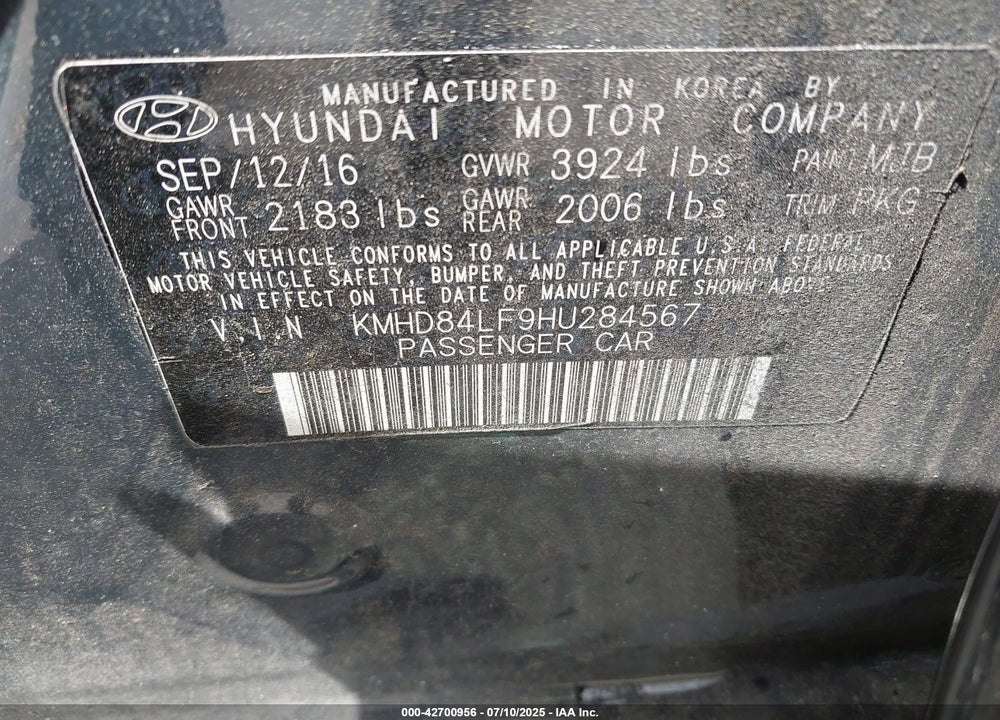 2017 HYUNDAI ELANTRA VIN: KMHD84LF9HU284567