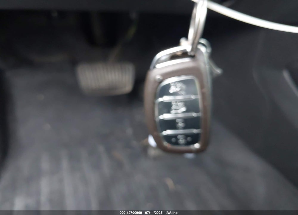 2017 HYUNDAI TUCSON VIN: KM8J3CA43HU438588