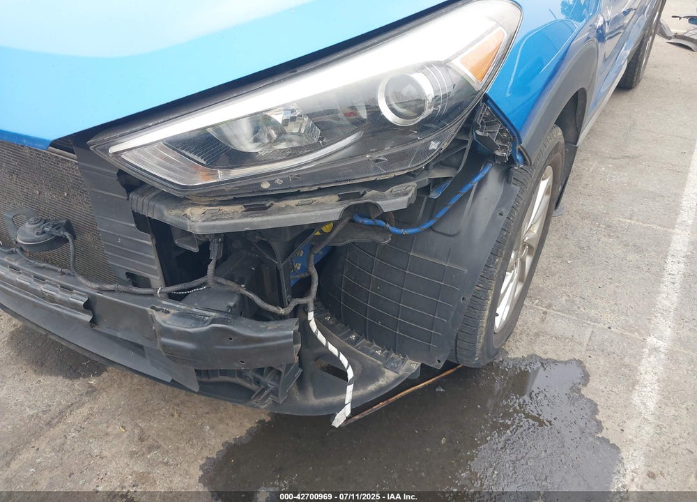 2017 HYUNDAI TUCSON VIN: KM8J3CA43HU438588