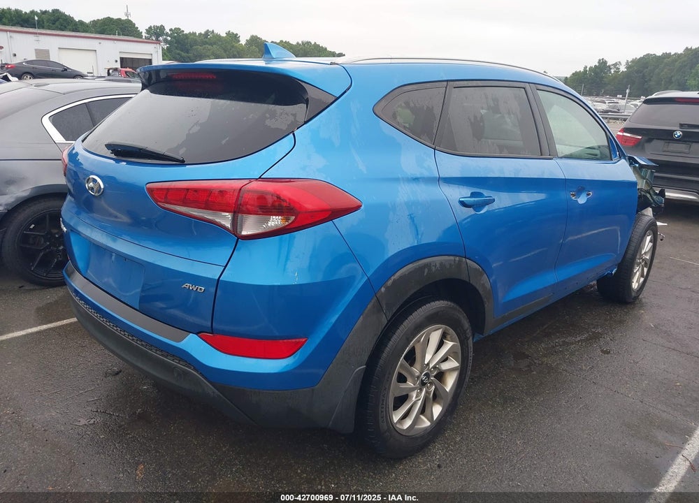 2017 HYUNDAI TUCSON VIN: KM8J3CA43HU438588