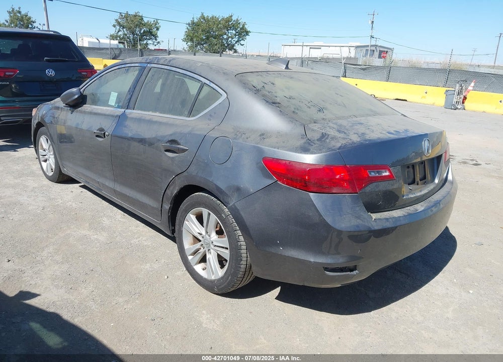 2013 ACURA ILX VIN: 19VDE1F32DE007211
