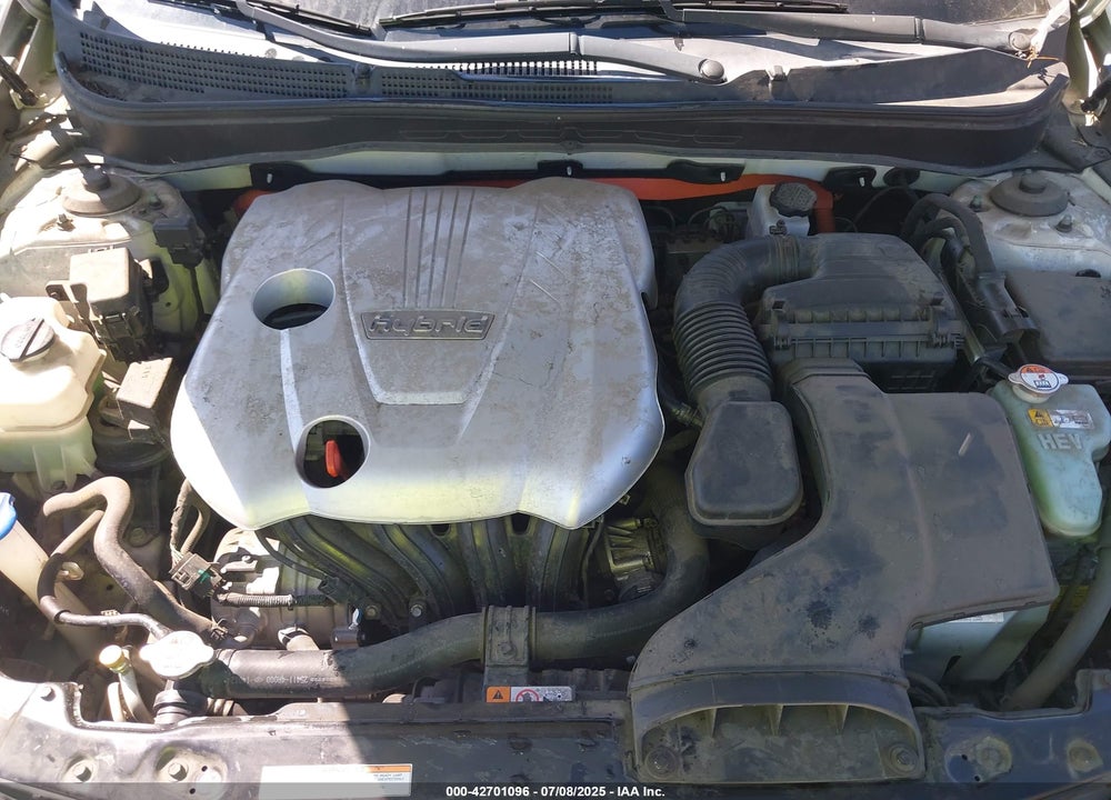 2014 HYUNDAI SONATA HYBRID VIN: KMHEC4A46EA108884