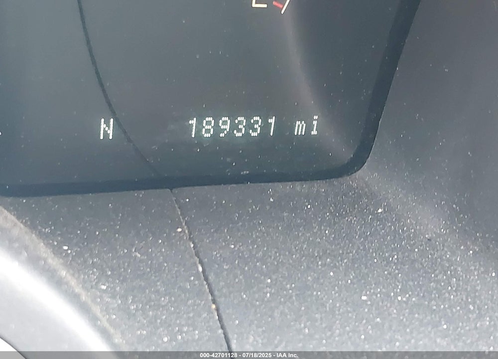 2004 LINCOLN NAVIGATOR VIN: 5LMFU28R04LJ00237