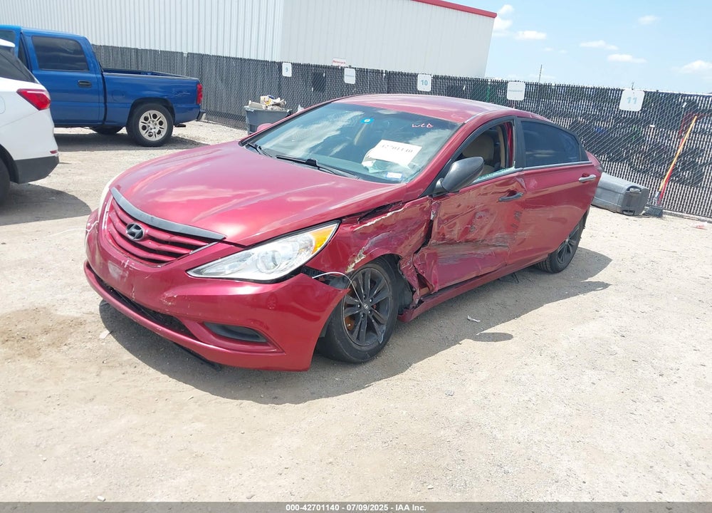 2013 HYUNDAI SONATA VIN: 5NPEB4AC0DH727812