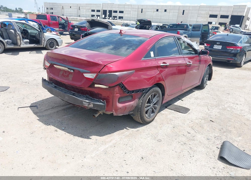 2013 HYUNDAI SONATA VIN: 5NPEB4AC0DH727812