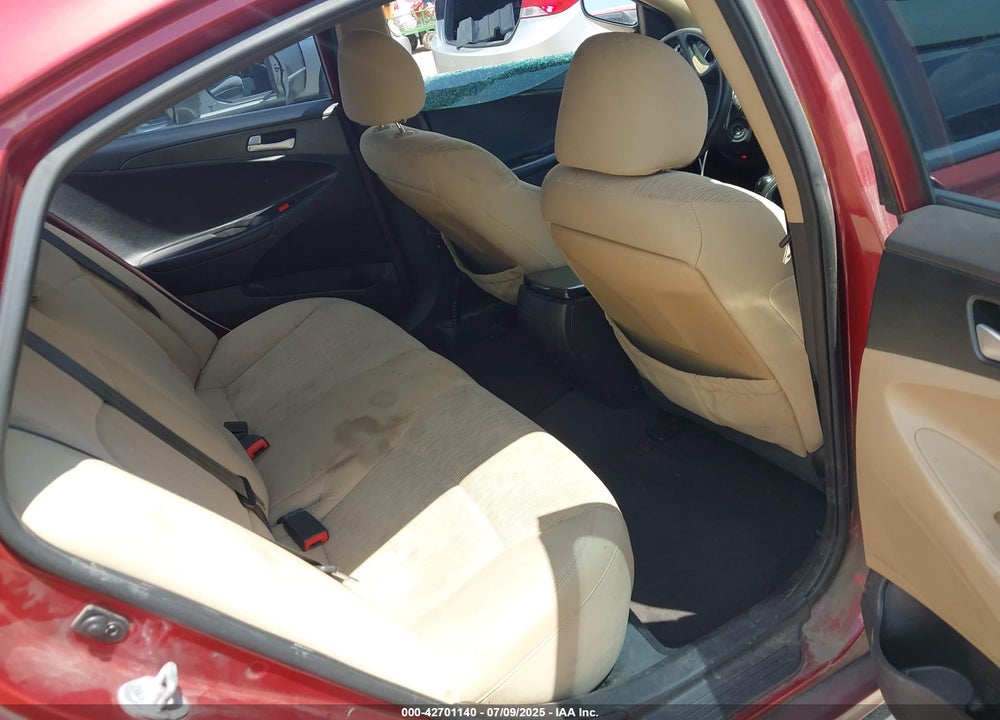 2013 HYUNDAI SONATA VIN: 5NPEB4AC0DH727812
