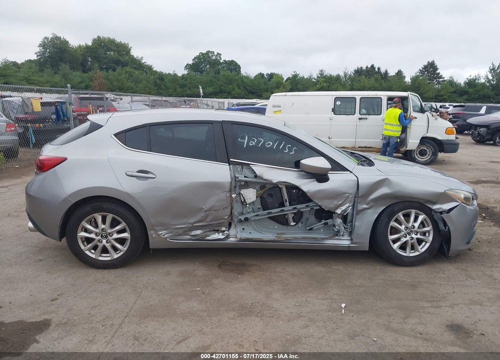 2014 MAZDA 3 VIN: JM1BM1M72E1160814