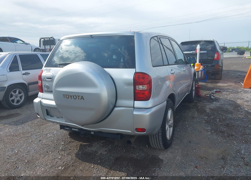 2005 TOYOTA RAV4 VIN: JTEGD20V950084364
