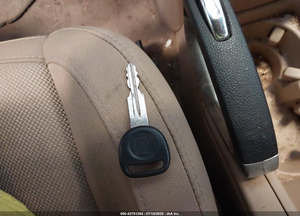 2008 SATURN VUE V6 XE VIN: 3GSDL43NX8S663656