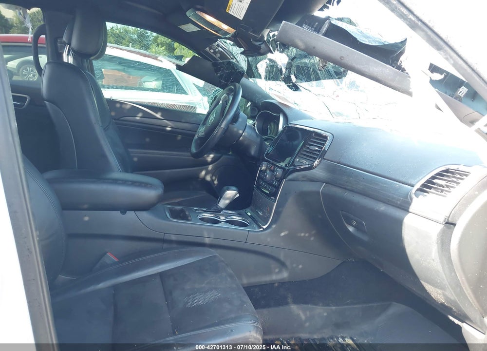 2021 JEEP GRAND CHEROKEE VIN: 1C4RJFAGXMC701636