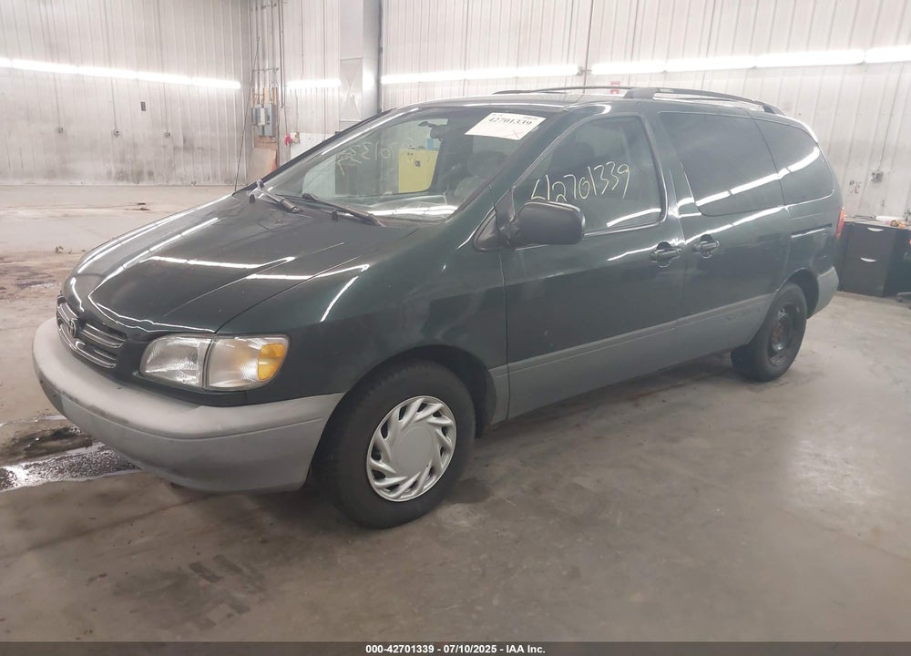 2000 TOYOTA SIENNA LE VIN: 4T3ZF13C0YU249715