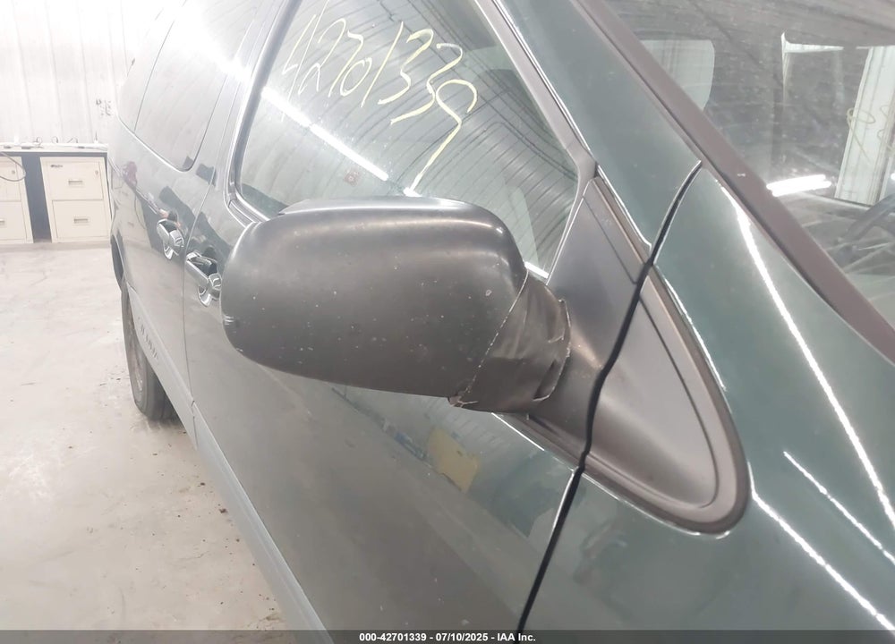 2000 TOYOTA SIENNA LE VIN: 4T3ZF13C0YU249715