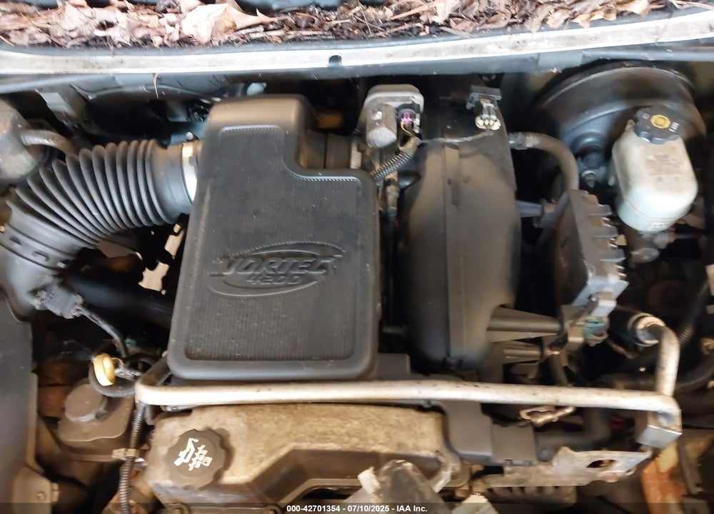 2006 GMC ENVOY XL SLE VIN: 1GKET16S566156136