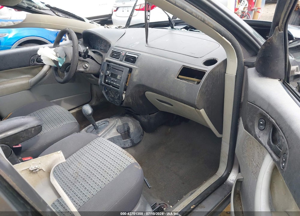 2007 FORD FOCUS S/SE/SES VIN: 1FAFP34N27W111028