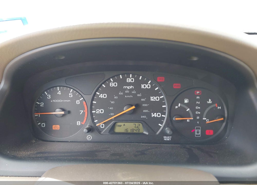 2000 HONDA ACCORD 2.3 LX VIN: JHMCG5645YC005428