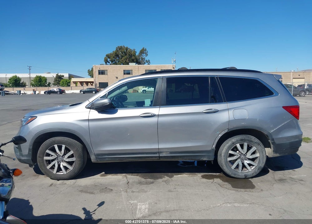 2019 HONDA PILOT VIN: 5FNYF6H33KB098013