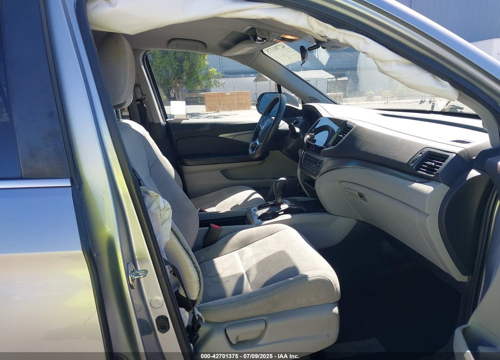 2019 HONDA PILOT VIN: 5FNYF6H33KB098013
