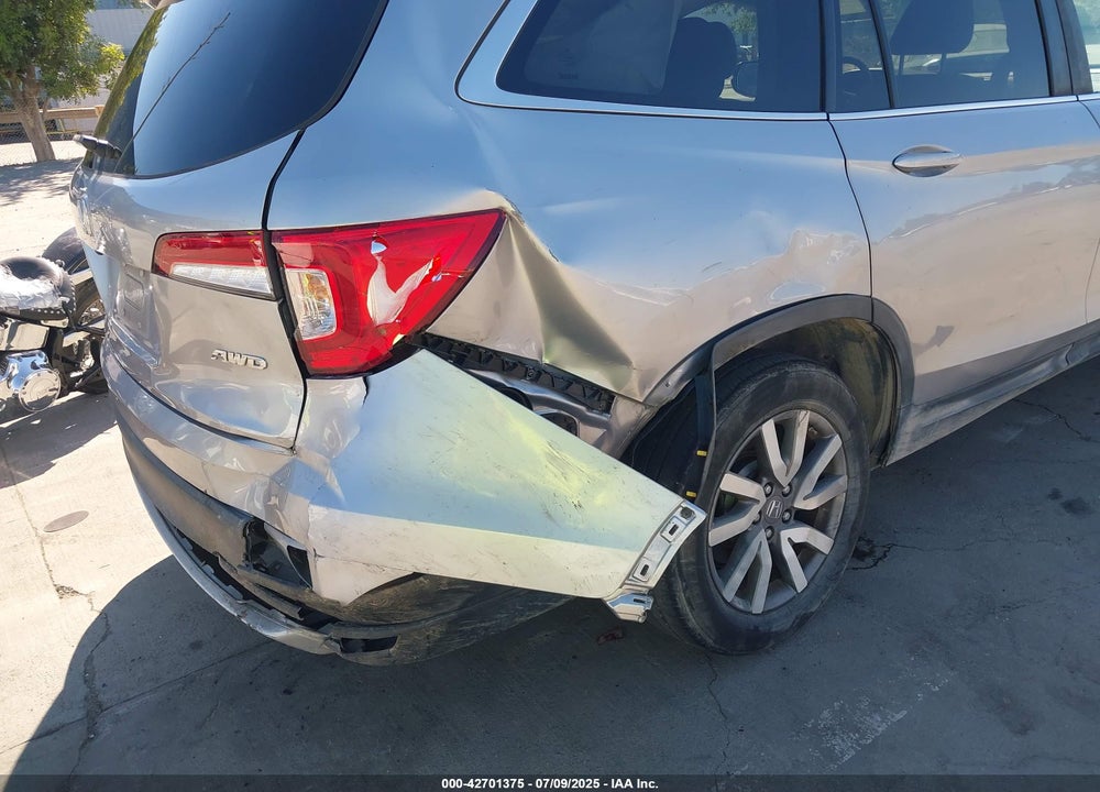 2019 HONDA PILOT VIN: 5FNYF6H33KB098013