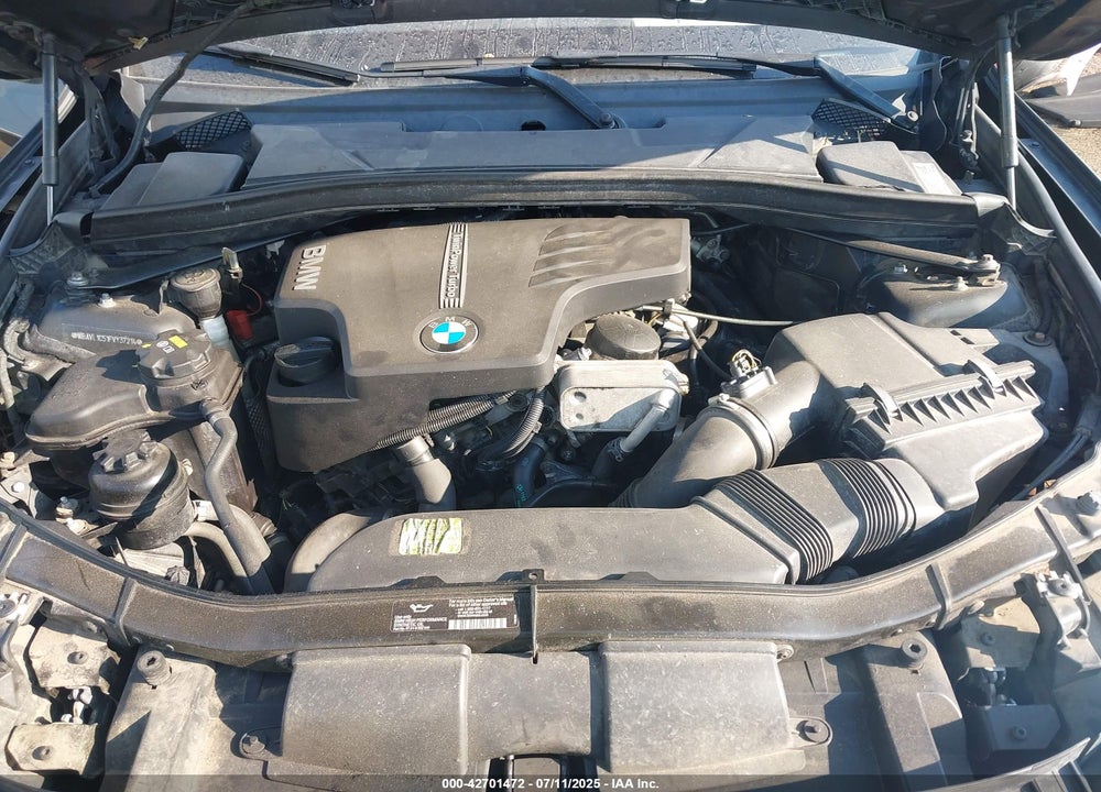 2015 BMW X1 VIN: WBAVL1C51FVY37214