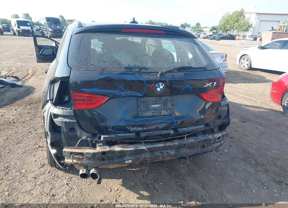 2015 BMW X1 VIN: WBAVL1C51FVY37214