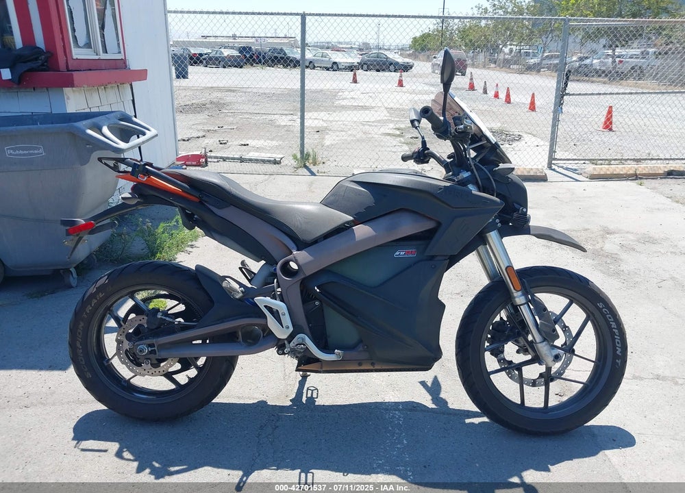 2016 ZERO MOTORCYCLES INC DSR VIN: 538SD9Z30GCG06321